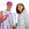 Iga Świątek i Zendaya pozują razem po wygranej polskiej tenisistki w Indian Wells. Co się właśnie wydarzyło? komentuje Iga na Instagramie