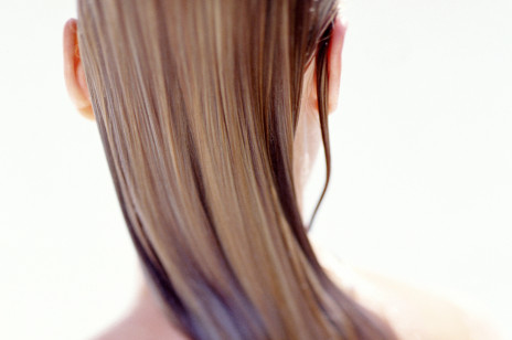 Płukanki do włosów - proste i naturalne sposoby na piękne włosy