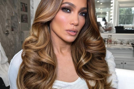 Najlepsze fryzury Jennifer Lopez. Te cięcia i uczesania mają wiele fanek