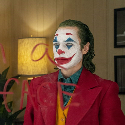 „Joker”: FBI i wojsko ostrzegają o zagrożeniu strzelaniną podczas pokazu filmu