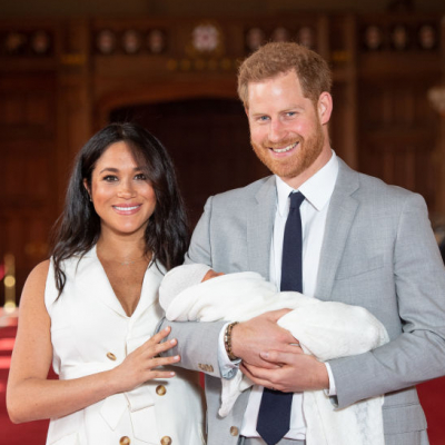 Meghan Markle i książę Harry pokazali syna! Jak wygląda dziecko słynnej pary? [ZDJĘCIA]