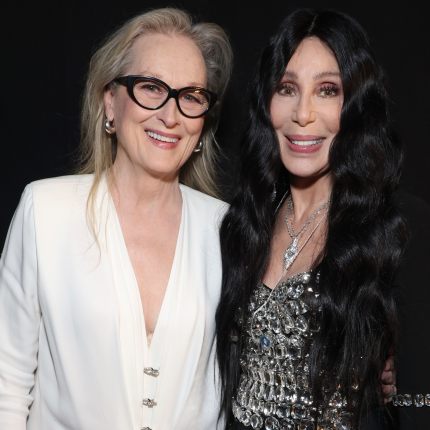 Meryl Streep i Cher w kontrastowych stylizacjach