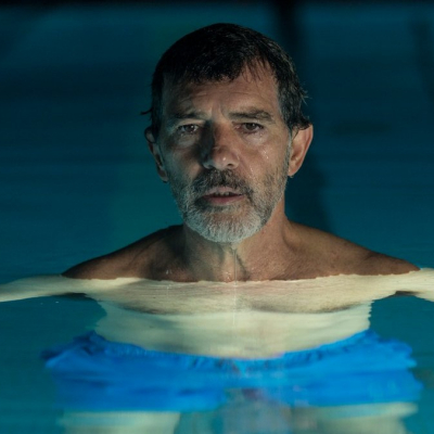 „Ból i blask” – nowy film Pedro Almodovara ma wielką szansę na Złotą Palmę w Cannes. Zobacz jego zwiastun