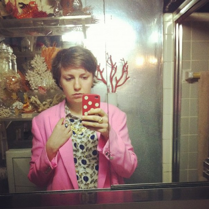 Gwiazdy na Twitterze: Lena Dunham "portret artyski w łazience Hilary Knight", fot. twitter