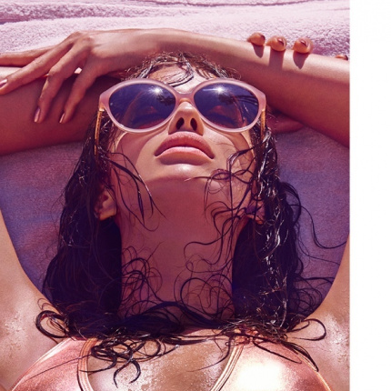 Seksowna Irina Shayk w kampanii okularów Linda Farrow wiosna-lato 2015