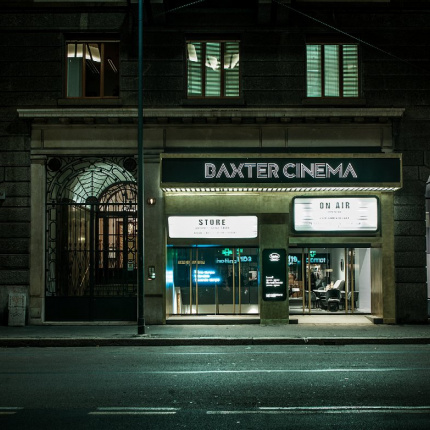 Nowe miejsce: Baxter w "starym kinie".