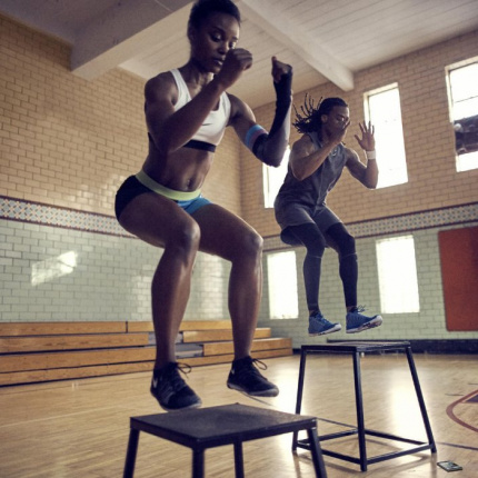Nike+ Training Club zapewnia skuteczny i urozmaicony trening dla każdego.