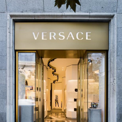 Dom mody Versace oskarżony o rasizm, fot. mat. prasowe