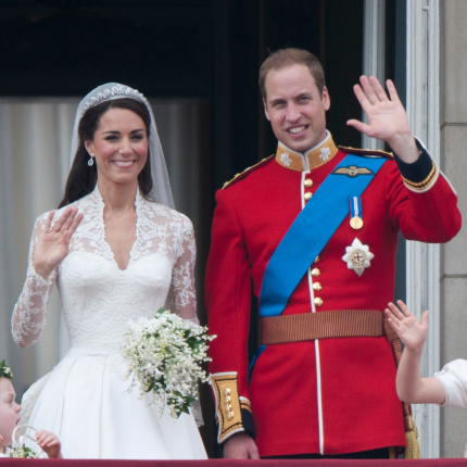 Sukienka z H&M wygląda jak suknia ślubna księżnej Kate?
