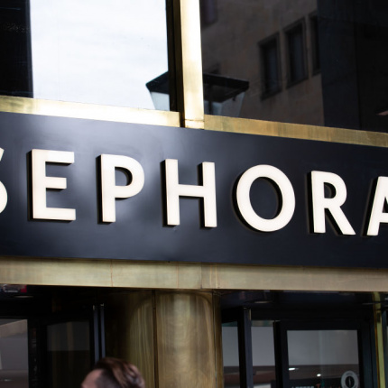 Sephora zamyka swoje sklepy w USA! Znamy powód