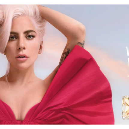 Valentino dostępne w Polsce! Poznaj perfumy, których twarzą jest Lady Gaga