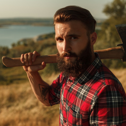 Najmodniejsze typy męskiej brody: jak zapuszczać i pielęgnować brodę na drwala? [CZĘŚĆ 6]