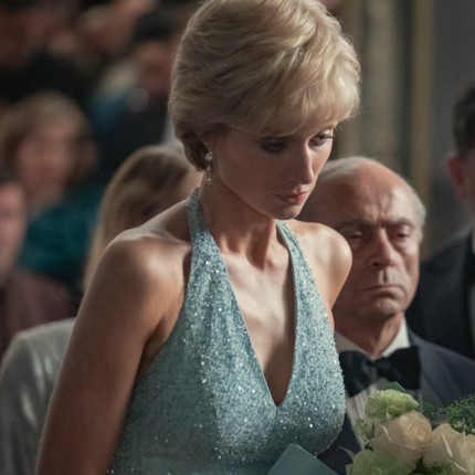 Elizabeth Debicki jako księżna Diana w „The Crown”