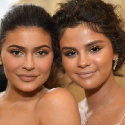Kylie Jenner i Selena Gomez, Met Gala 2018