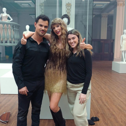 Taylor Lautner, Taylor Swift i Taylor Dome