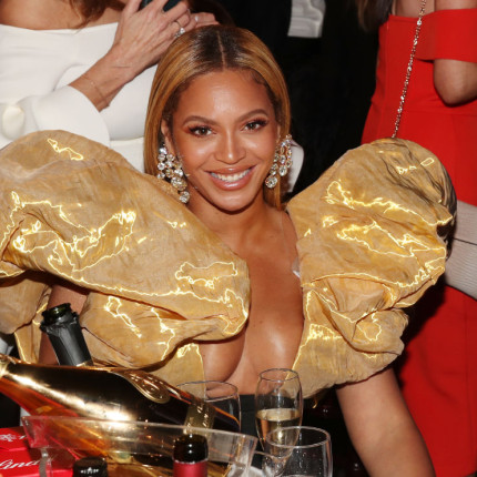 Beyoncé rusza z marką kosmetyczną. Znamy dokładną datę premiery. Co znajdziemy w ofercie Cécred? Czy będzie to sukces na miarę Fenty Beauty?