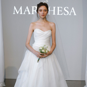 Suknie ślubne 2015: Marchesa wiosna 2015