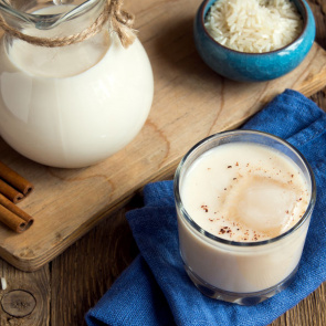 Przepisy na mleko roślinne: mleko ryżowe