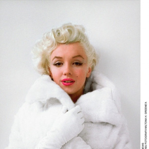 Marilyn Monroe na okładce albumu fotograficznego Miltona H. Greene'a