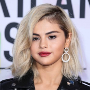 Selena Gomez na  American Music Awards 2017