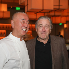 Chef Nobu Matsuhisa i Robert De Niro podczas Nobu Houston Sake Ceremony