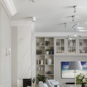Mieszkanie w bieli i błekitach, projekt: MIKOŁAJSKAstudio, stylizacja: Anna Salak
