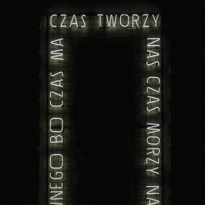 "Twórczość czasu", neon upamiętniający Jana Sztaudyngera