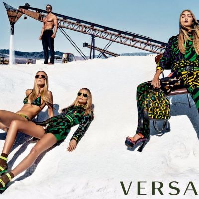 Gigi Hadid w Versace wiosna-lato 2016