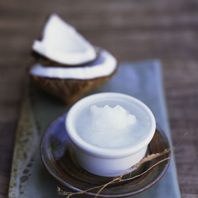 Olej kokosowy szkodzi zdrowiu?