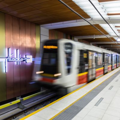 Stacja metra Płocka