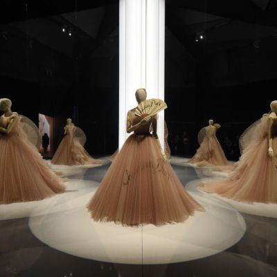 "Christian Dior: Designer of Dreams" - wystawa online