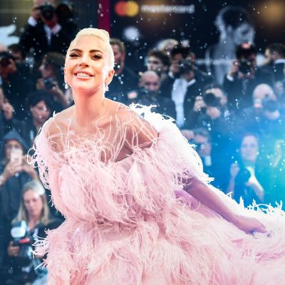Valentino - nowa marka w Polsce! Luksusowy dom mody lansuje premierowe perfumy, których twarzą jest Lady Gaga