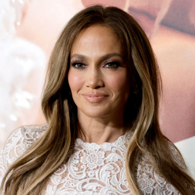 Paznokcie Jennifer Lopez znów są hitem. To idealny pomysł na wiosenne mani