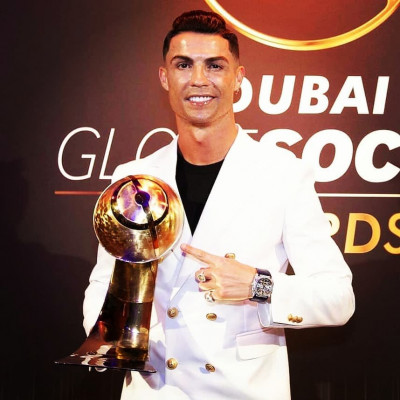 Cristiano Ronaldo posiada najdroższego Rolexa na świecie. Zegarek idealnie pasuje do sportowca