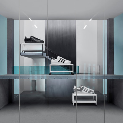 Prada i Adidas pochwaliły się efektami swojej współpracy. Tak wyglądają nowe sneakersy