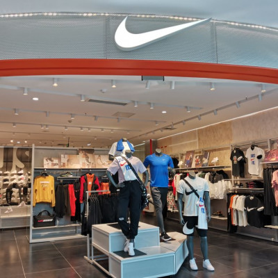 W sklepach Nike będzie można kupić używane buty. Rusza program Nike Refurbished