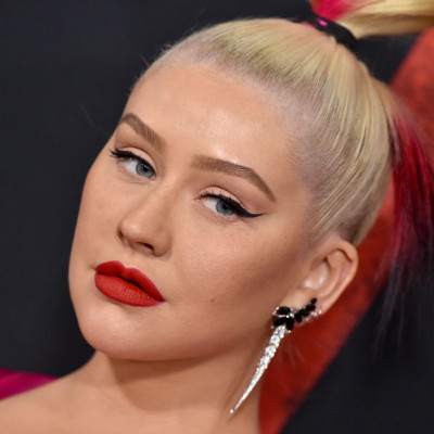 Christina Aguilera z nową wersją "Beautiful" mówi o szkodliwości internetu i body positive