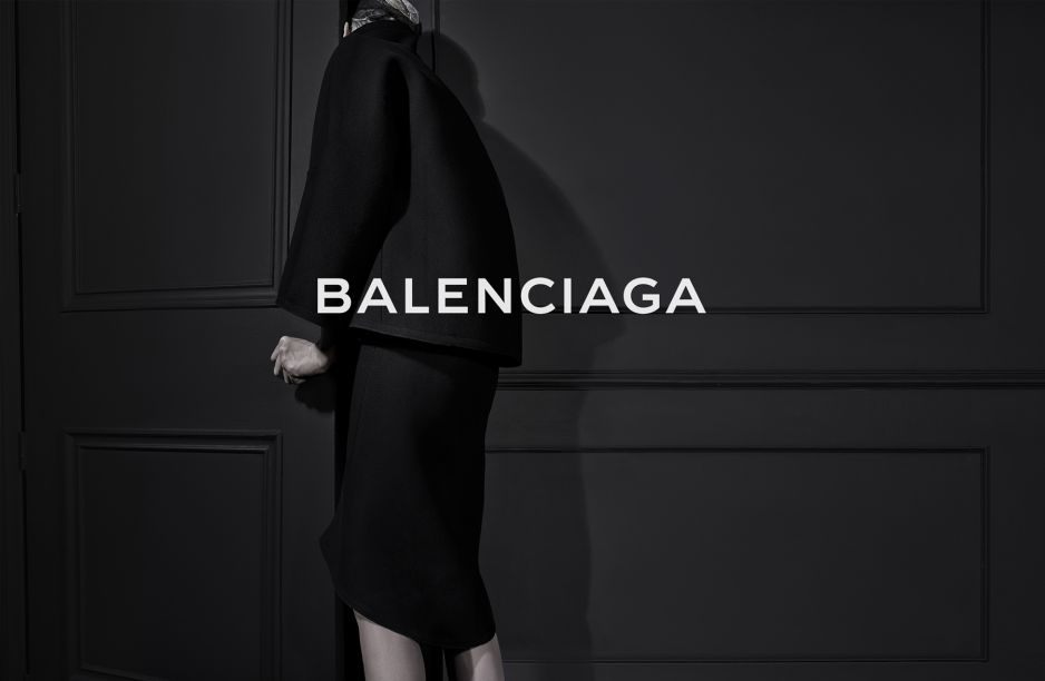 Kampanie Balenciaga - koniec pewnej epoki?