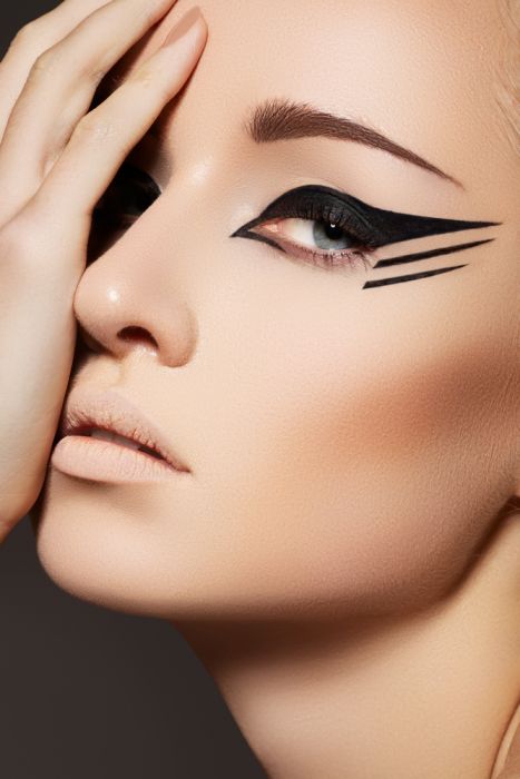 Geometric eyes - odważne trendy w makijażu oczu na rok 2014