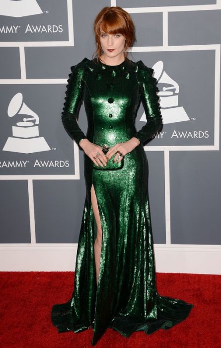 Florence Welch w sukni Givenchy Couture na rozdaniu nagród Grammy 2013, fot. East News