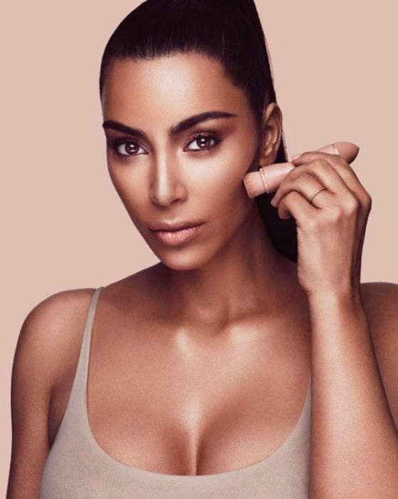 KKW BEAUTY - marka kosmetyczna Kim Kardashian