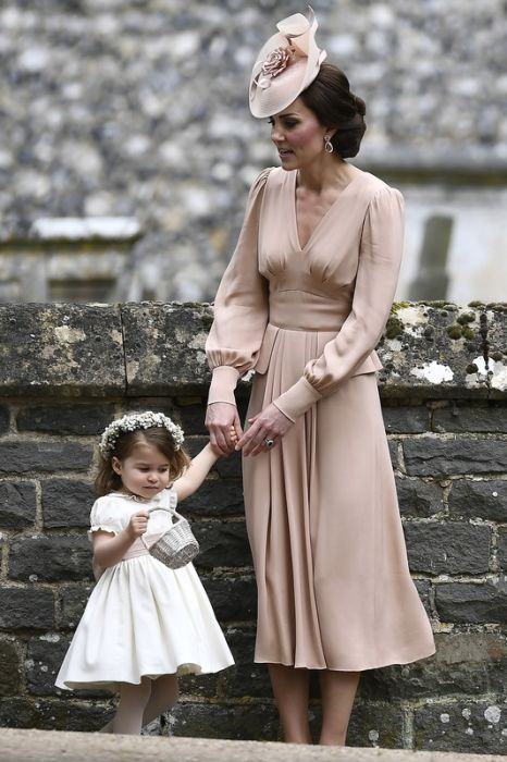 2017 rok: księżna Kate na ślubie siostry Pippy Middleton