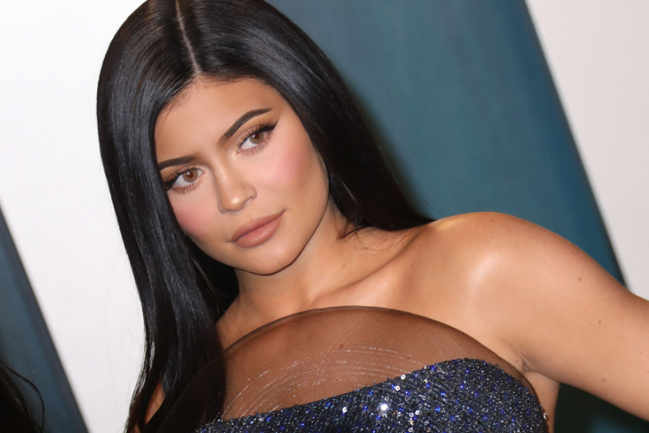 Kylie Jenner nie jest miliarderką! Forbes ujawnił nowe informacje na temat gwiazdy. Dlaczego Amerykanka kłamała?