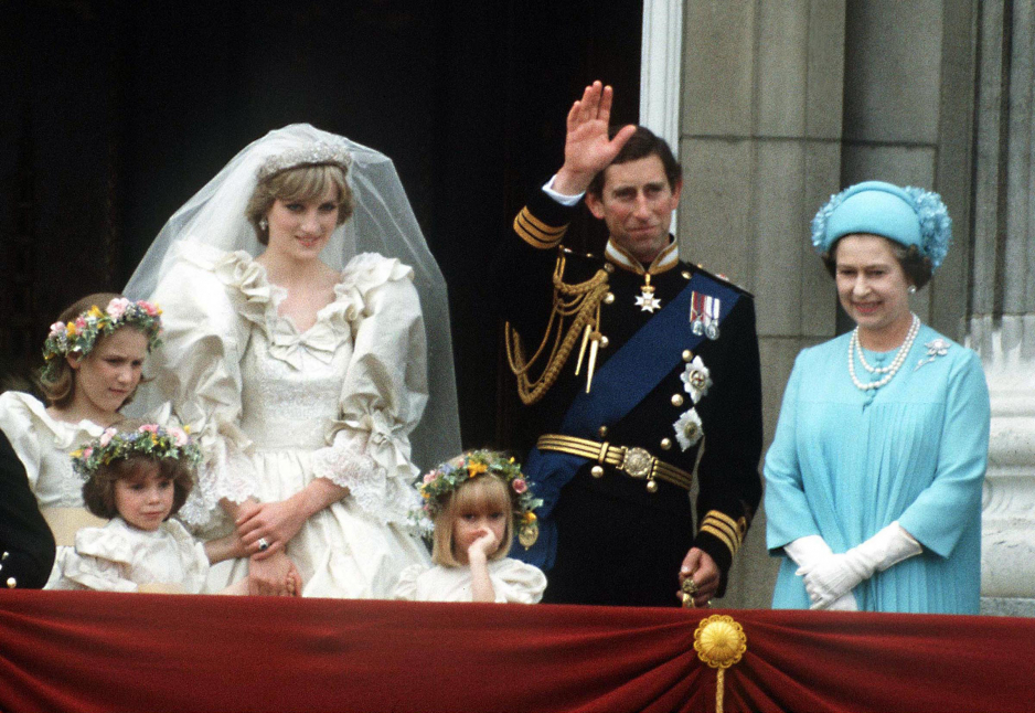 Filmy i seriale dokumentalne o brytyjskiej rodzinie królewskiej, które warto obejrzeć. Zwłaszcza jeśli jesteś fanem The Crown! Niektóre z nich znajdziesz na Netflixie