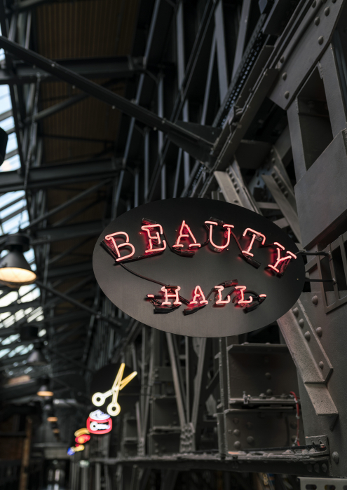 beauty hall