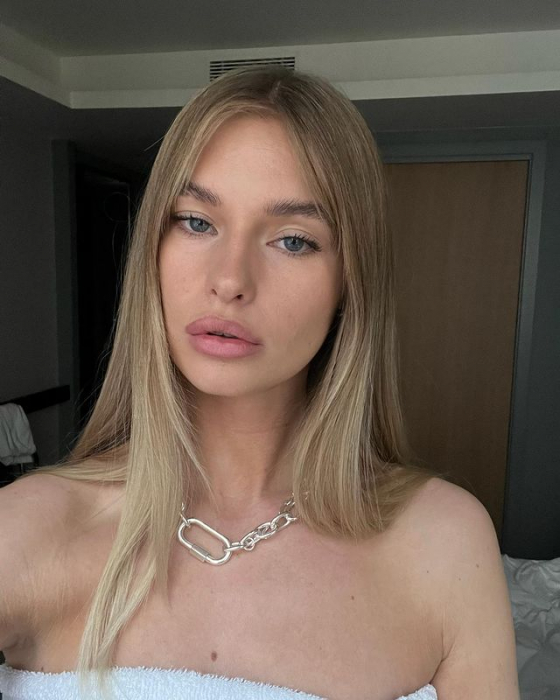 Makijaż na Walentynki 2022: najpiękniejsze inspiracje z Instagrama, które sprawdzą się na randce
