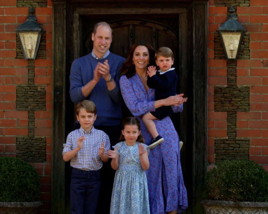 Księżna Kate i Książę William z rodziną