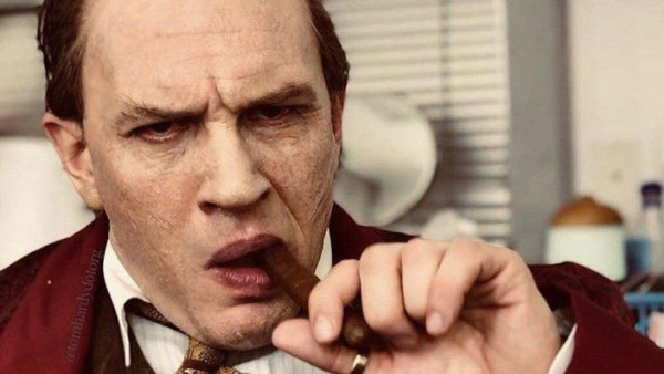 Tom Hardy w roli Ala Capone. Jest pierwszy trailer produkcji!