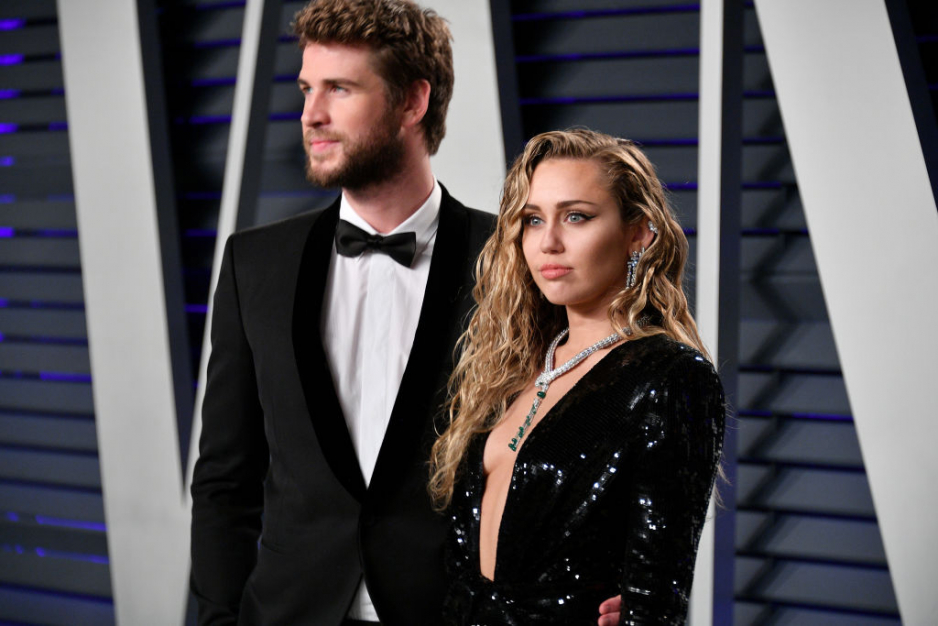 Miley Cyrus znów śpiewa o byłym mężu? "Wynoś się z mojego życia. Pachniesz jak perfumy, których nie kupiłam". Liam Hemsworth milczy
