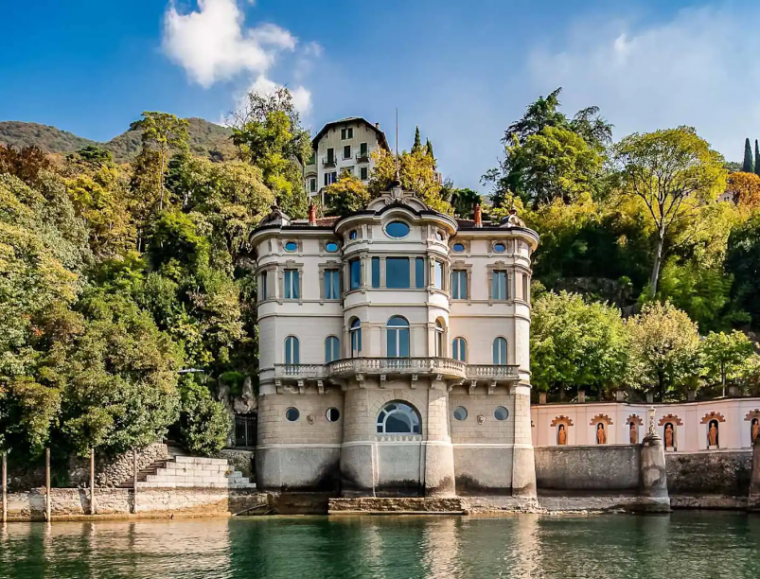 Villa Front Lake, Blevio, Lombardia, Włochy